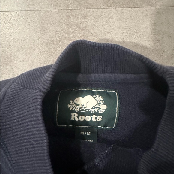 ROOTS SWEATSHIRT - Picture 2 of 3